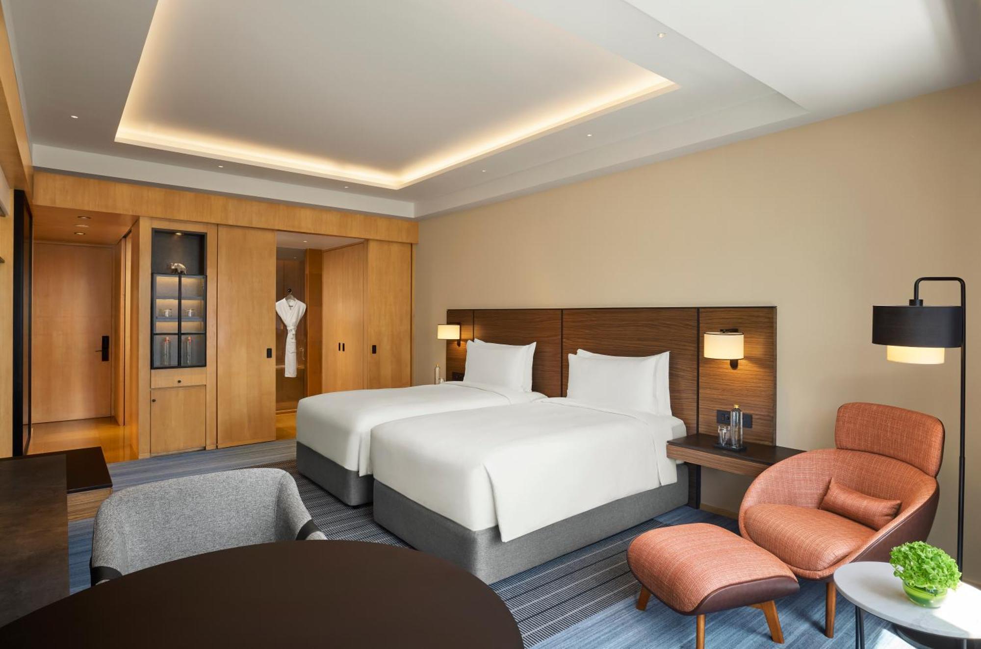 Grand Hyatt Mumbai Hotel And Residences Exterior foto Deluxe Room